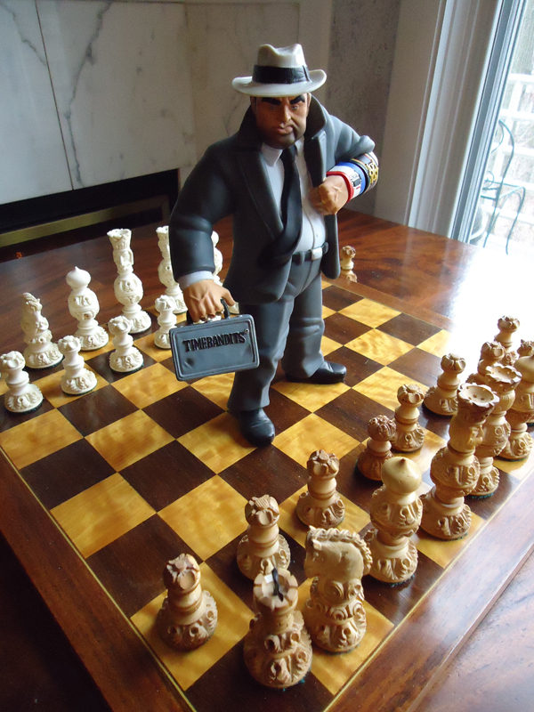 frankie_chessboard1w.jpg